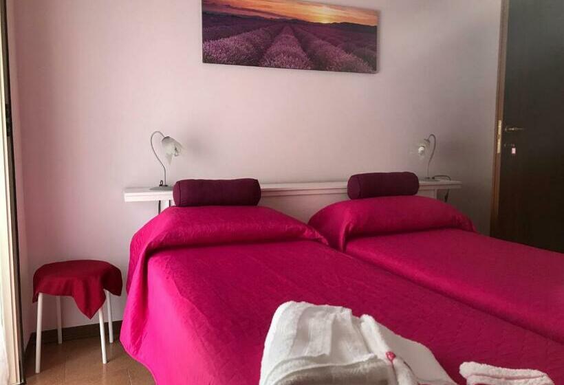 컴포트 트리플 룸, Bed And Breakfast La Volpe Rossa