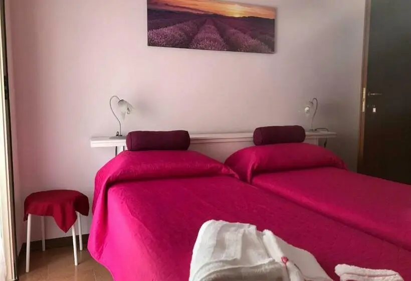 コンフォートトリプルルーム, Bed And Breakfast La Volpe Rossa