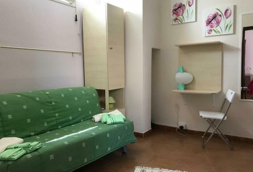 컴포트 트리플 룸, Bed And Breakfast La Volpe Rossa