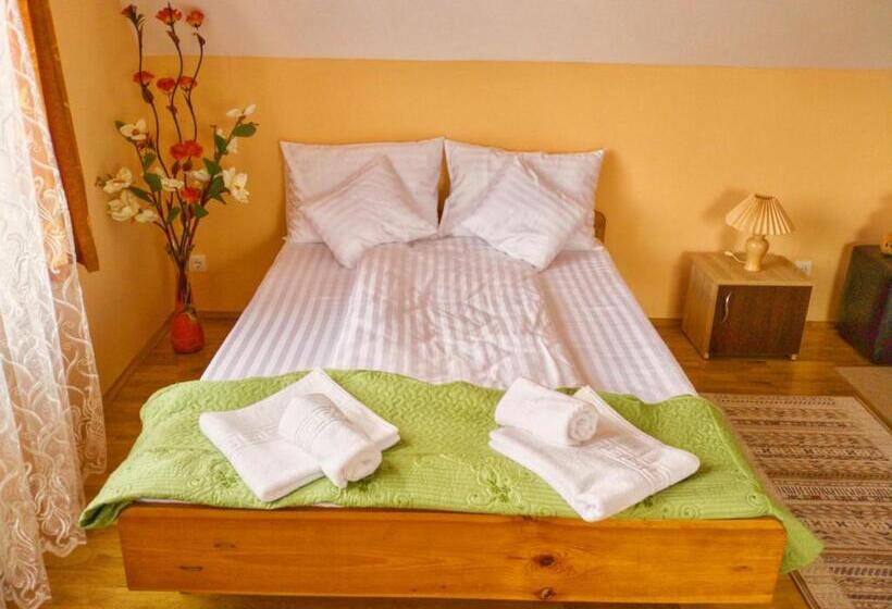 Номер Стандарт, Casa Adam