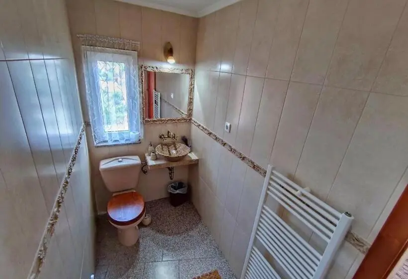 اتاق استاندارد, Casa Adam