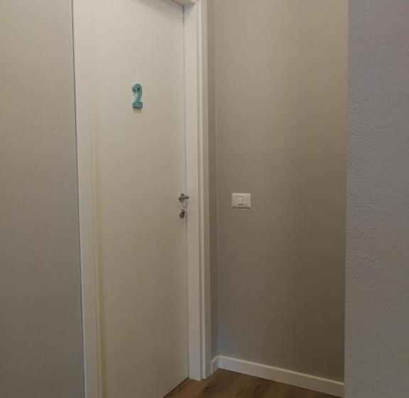 غرفة قياسية ثلاثية, Il Giardino Di Sara