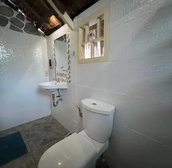 اتاق اکونومی, Lunazul Guesthouse