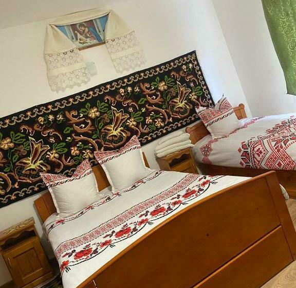 Номер Стандарт Трехместный, Pensiunea Ioana Mariana