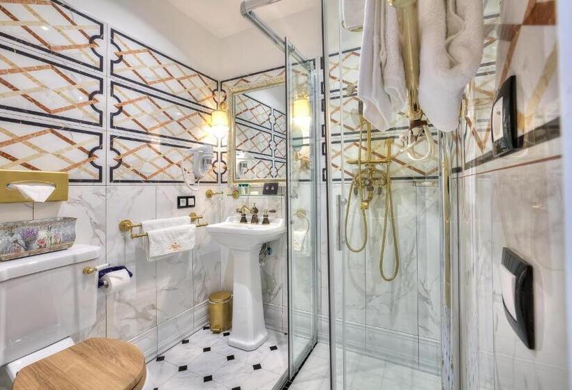 デラックススイート, Aba Luxury B E B Nice