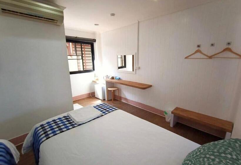 Номер Стандарт, Lamoon Boutique