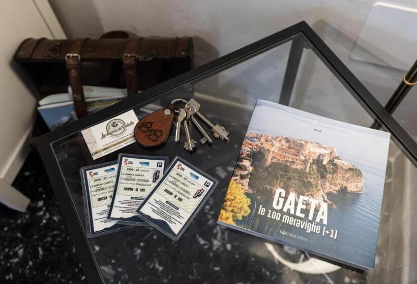 Номер Стандарт Вид на Море с Балконом, La Dimora Di Caboto B&b