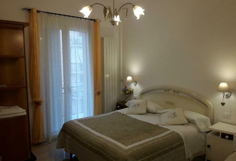 Номер Стандарт, Affittacamere Sorrento