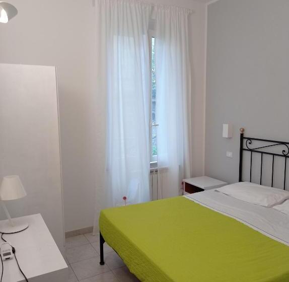 エコノミールーム, Cecio 5 Terre Rooms