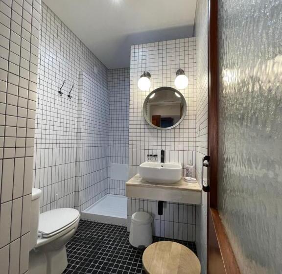 اتاق لوکس با چشمانداز شهر, Downtown Alegria