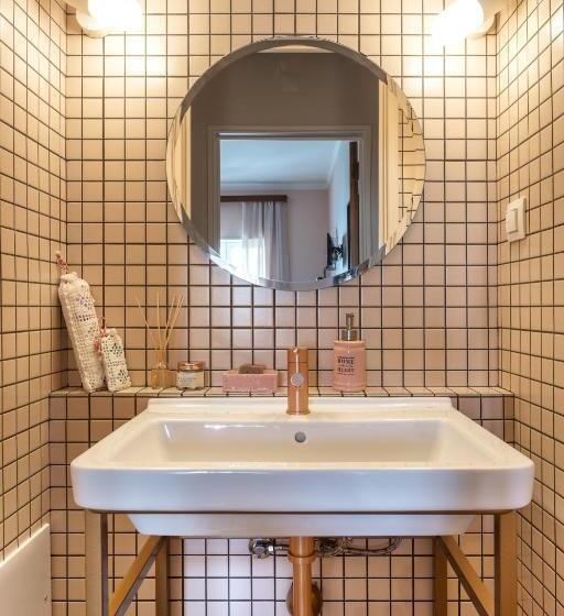 مجموعه ویستا شهر, Downtown Alegria