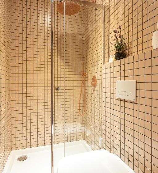 مجموعه ویستا شهر, Downtown Alegria