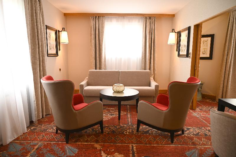 חדר דלוקס נוף בריכה, Arinara Beach Resort Phuket   Sha Extra Plus