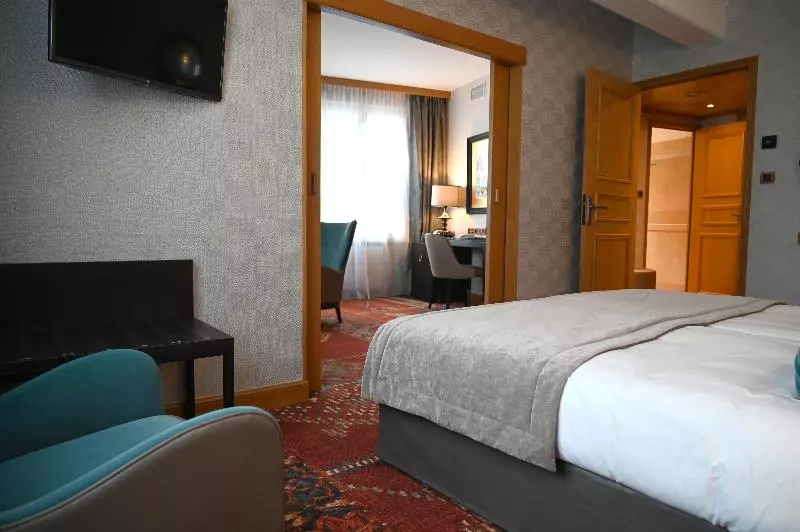 プールの見えるデラックスルーム, Arinara Beach Resort Phuket   Sha Extra Plus