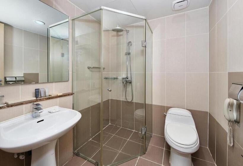 Cameră Triplă Deluxe, Atrium Jongno