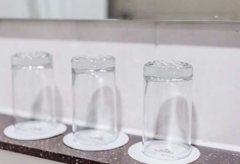 Cameră Triplă Deluxe, Atrium Jongno