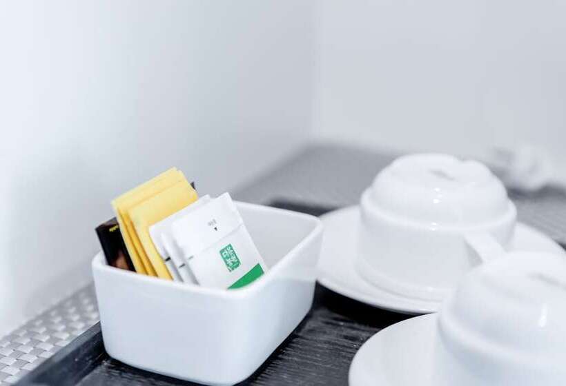 Cameră Triplă Deluxe, Atrium Jongno