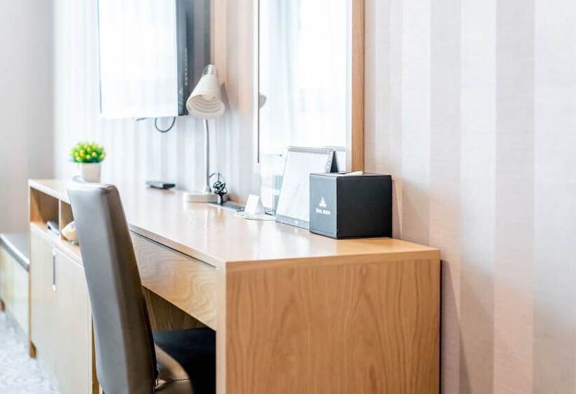 Cameră Triplă Deluxe, Atrium Jongno