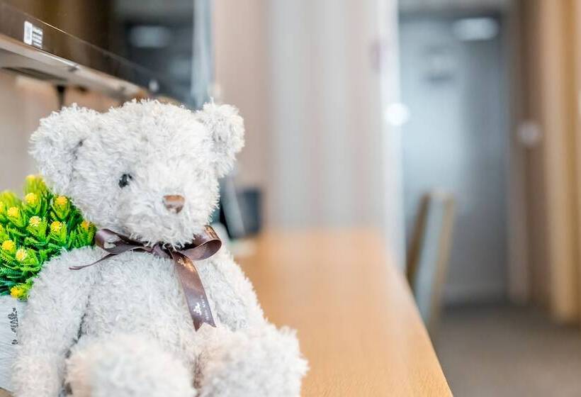 Cameră Triplă Deluxe, Atrium Jongno