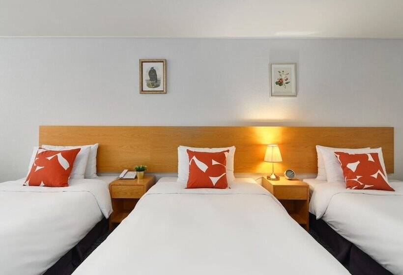 Cameră Triplă Deluxe, Atrium Jongno