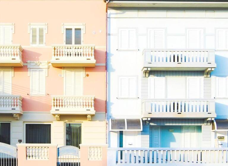 آپارتمان 1 خوابه با چشم‌انداز دریا, Capri & Residence