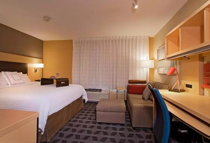 キングサイドベッドのスタンダードワンルーム, Towneplace Suites By Marriott Garden City