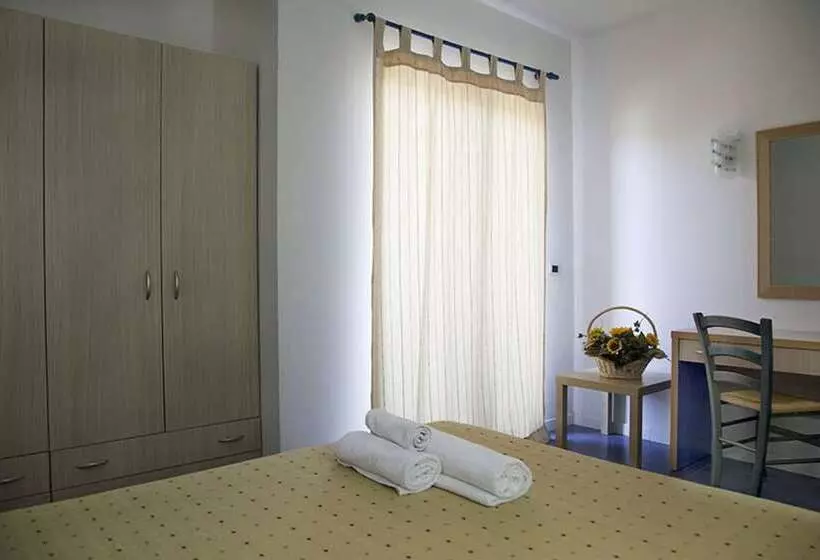 スタンダード４人部屋, Villaggio Santandrea Resort