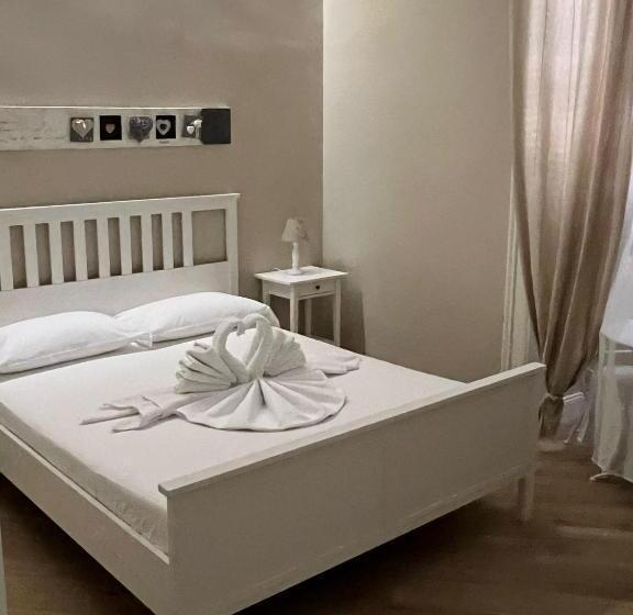 اتاق لوکس, B&b Garibaldi Station