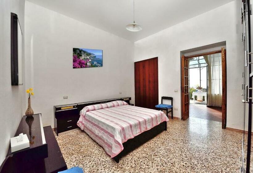 スタンダードルーム, B&b Iris