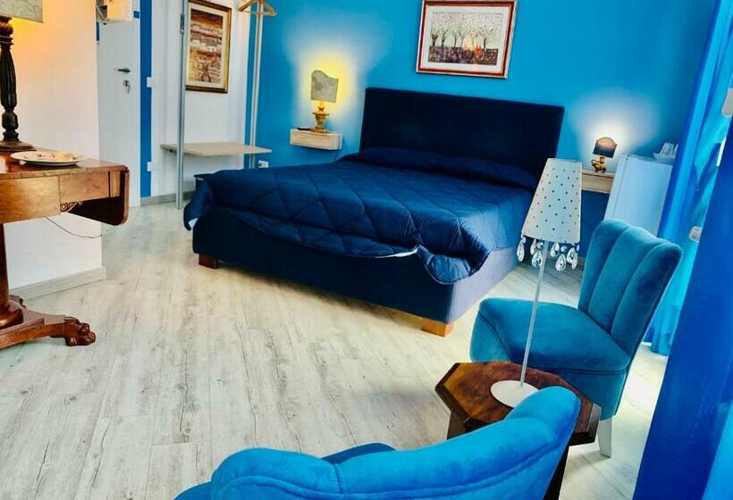 اتاق لوکس با بالکن, La Maison Del Sole