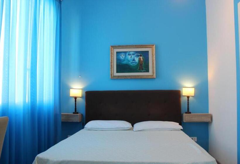 اتاق لوکس, La Maison Del Sole