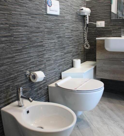 اتاق لوکس, La Maison Del Sole