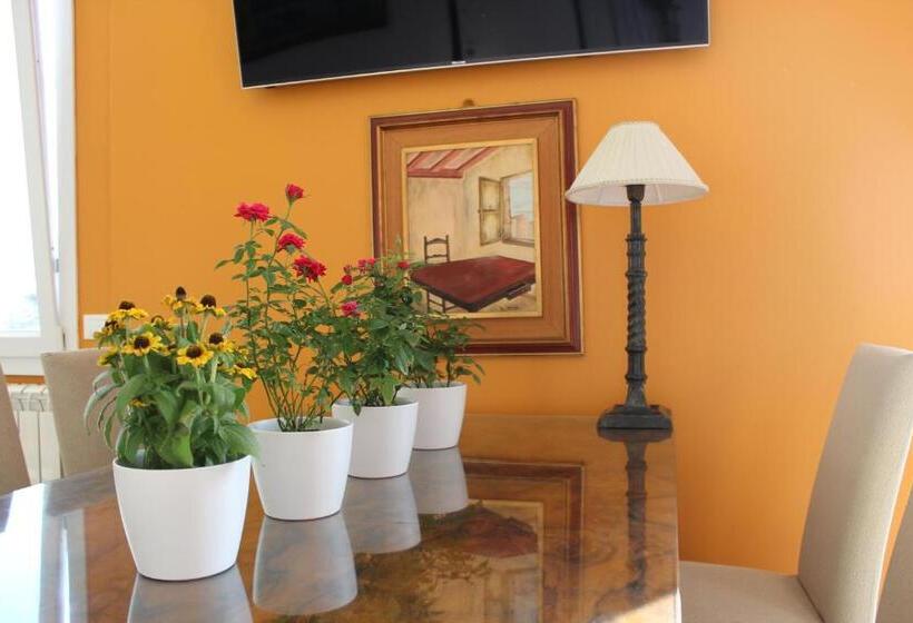 سوییت جونیور با بالکن, La Maison Del Sole