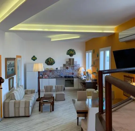 سوییت جونیور با بالکن, La Maison Del Sole