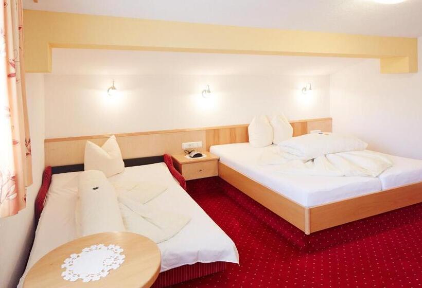 패밀리 룸, Garni Panorama