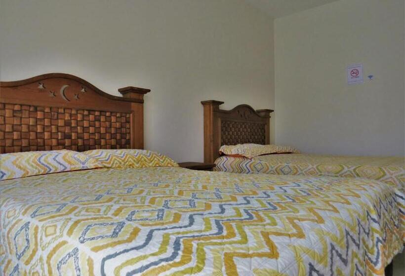 スタンダードトリプルルーム, Purisima Concepción