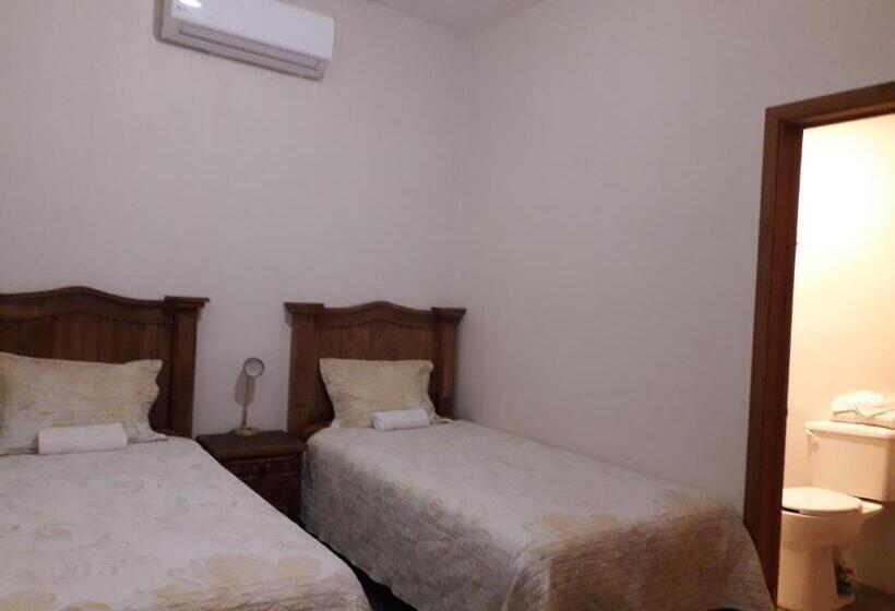 スタンダードルーム, Purisima Concepción