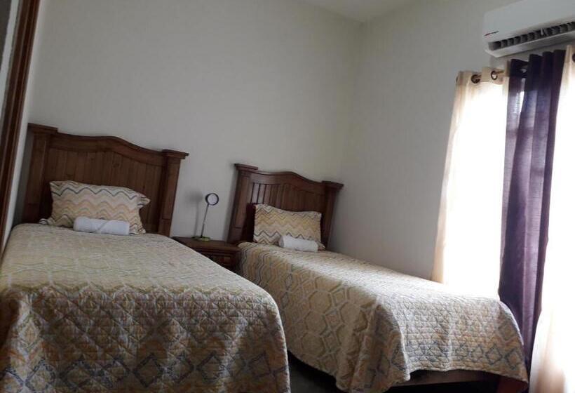 スタンダードルーム, Purisima Concepción