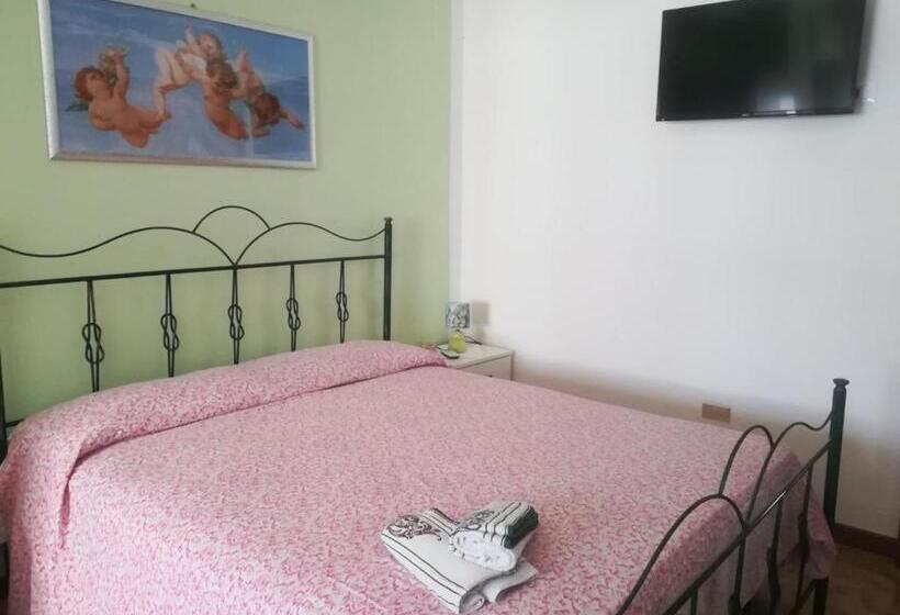 Номер Стандарт, Le Gardenie B&b