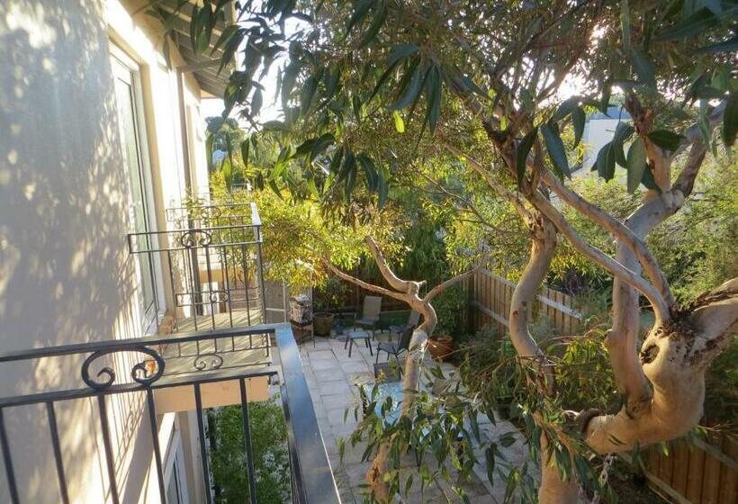 اتاق لوکس, Northwood Bed And Breakfast