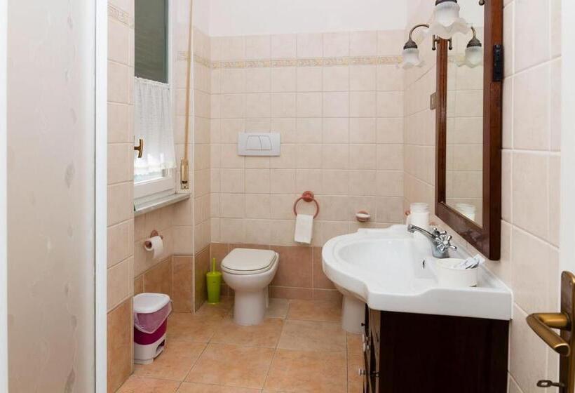 اتاق استاندارد, Affittacamere Orchidea