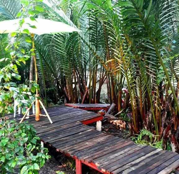 キングサイズベッドのスタンダードルーム, Baan Glangsuan Bang Kobua