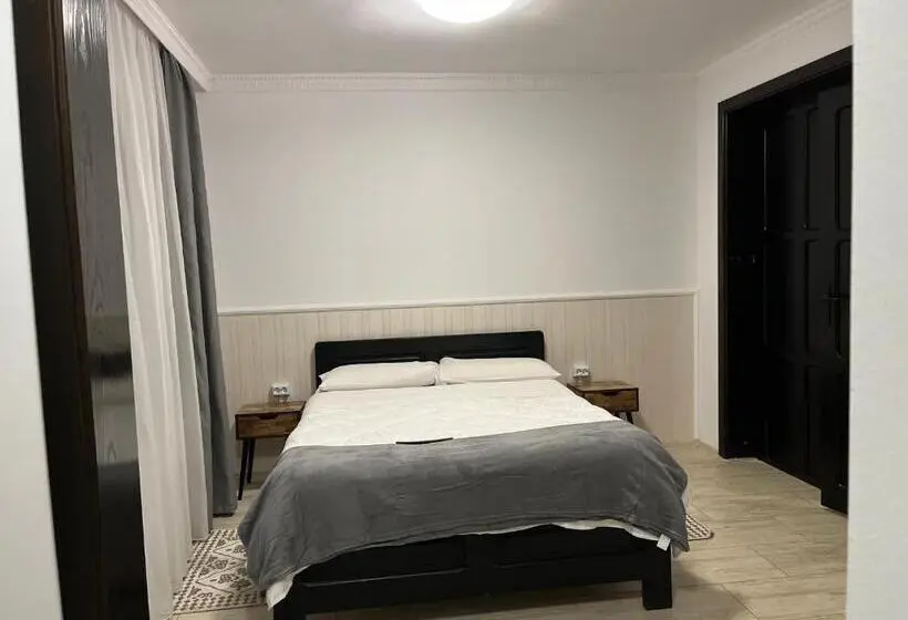デラックスルーム, Casa Mocanitei
