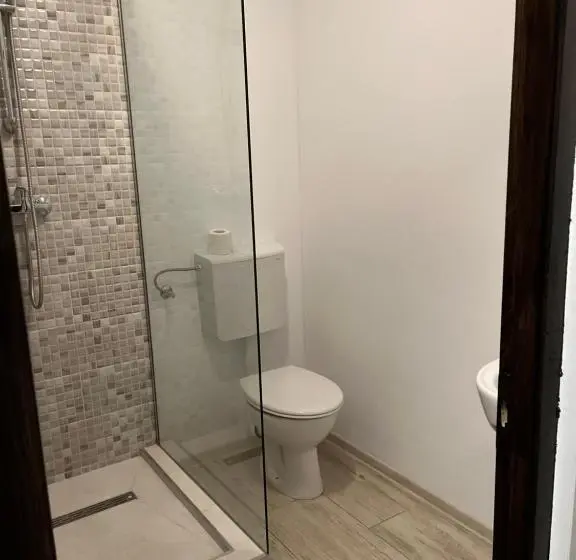 デラックスルーム, Casa Mocanitei