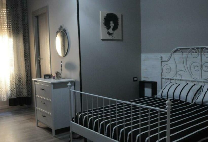 اتاق استاندارد, Meridional Station