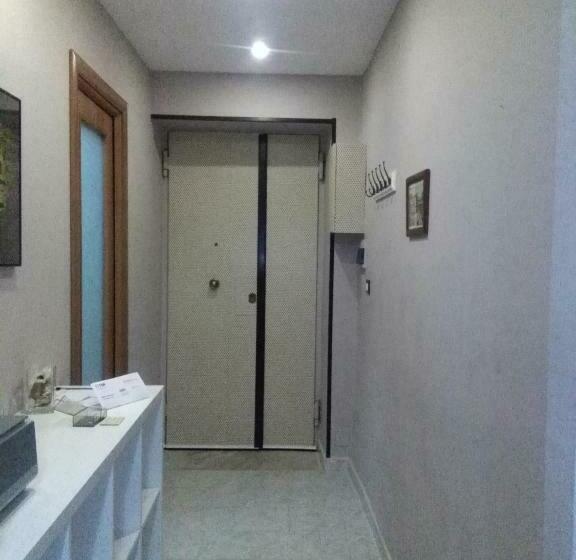 اتاق استاندارد, Meridional Station