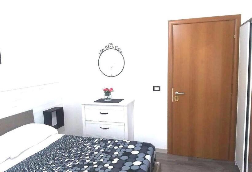 اتاق استاندارد, Meridional Station