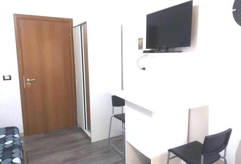 اتاق استاندارد, Meridional Station