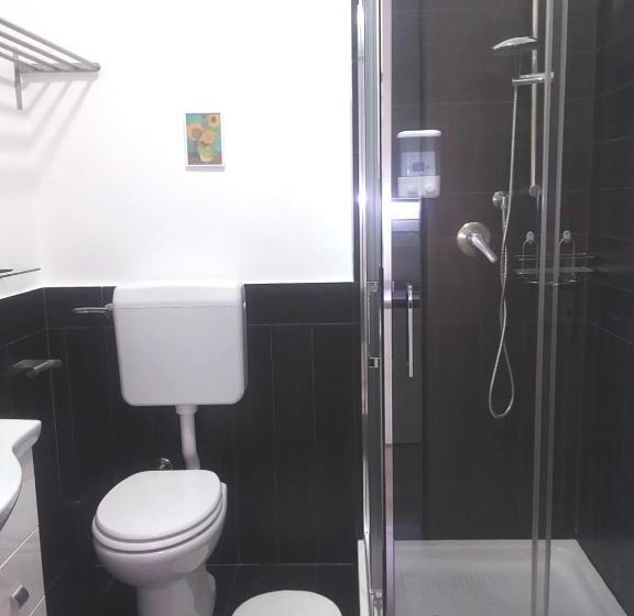 اتاق استاندارد, Meridional Station