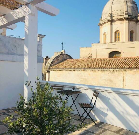 Quarto Estandar, Nenetta Rooms & Suites Monopoli